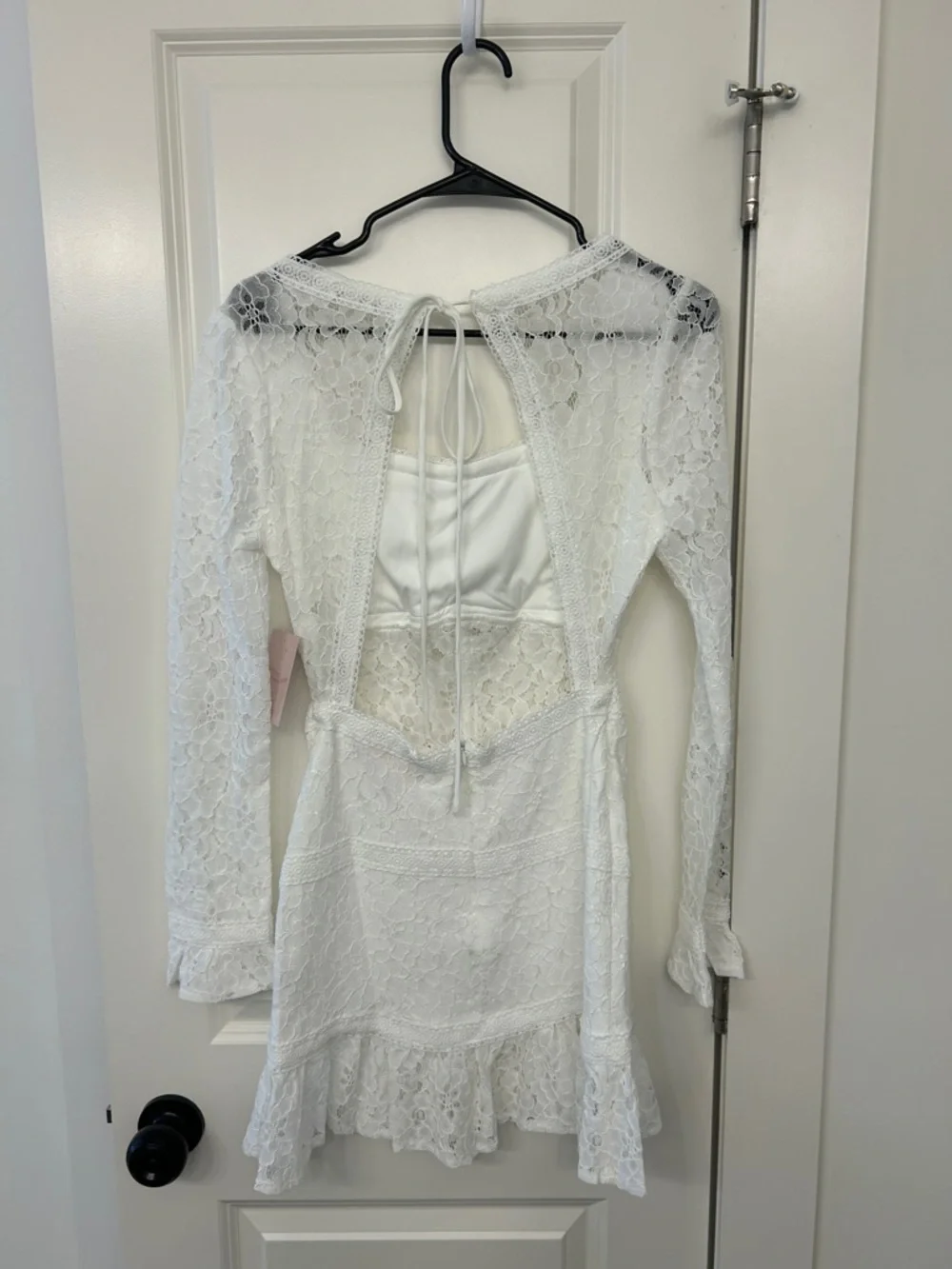 Birdy Grey White Lace Long Sleeve Mini Dress - Picture 4 of 4